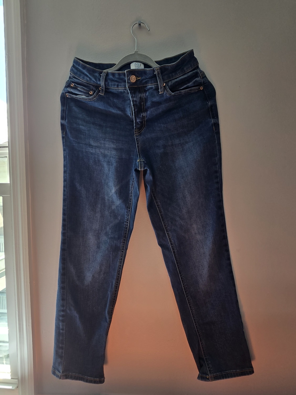 AND Women's Straight-Leg Jeans in Dark Blue Wash